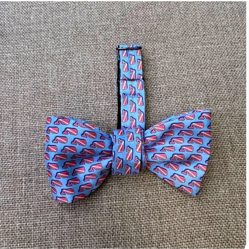 Vineyard Vines Bow Tie Men Silk Whale Martha's Vineyard Adjust Hand Made USA +